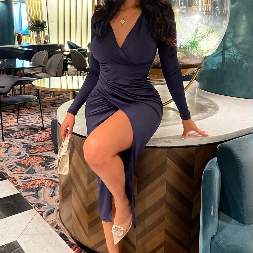 FASHION NOVA- eyes on me ruched midi dress